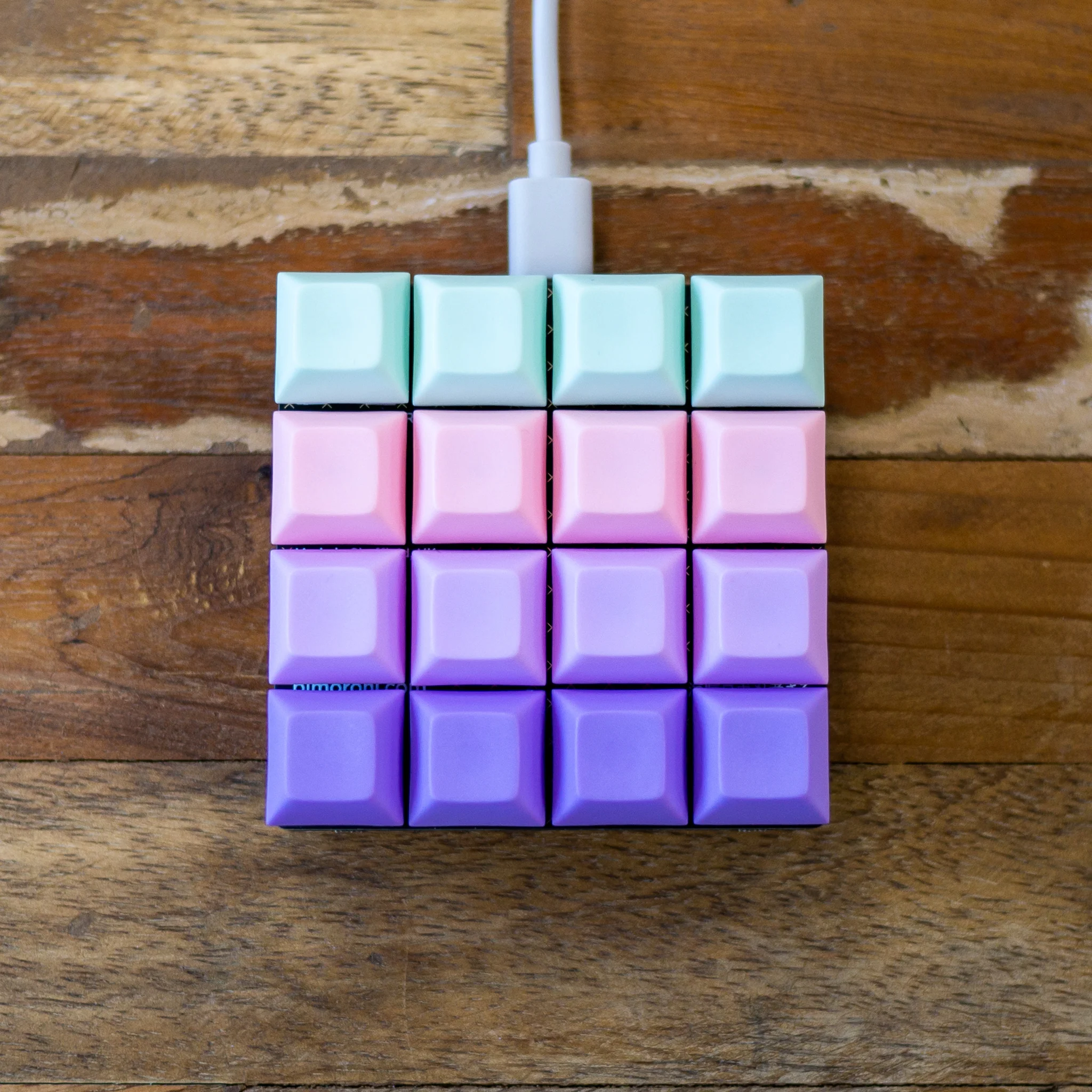 Keycaps for MX Mechanical Keyboard Switches (pack of 16) - Image 4
