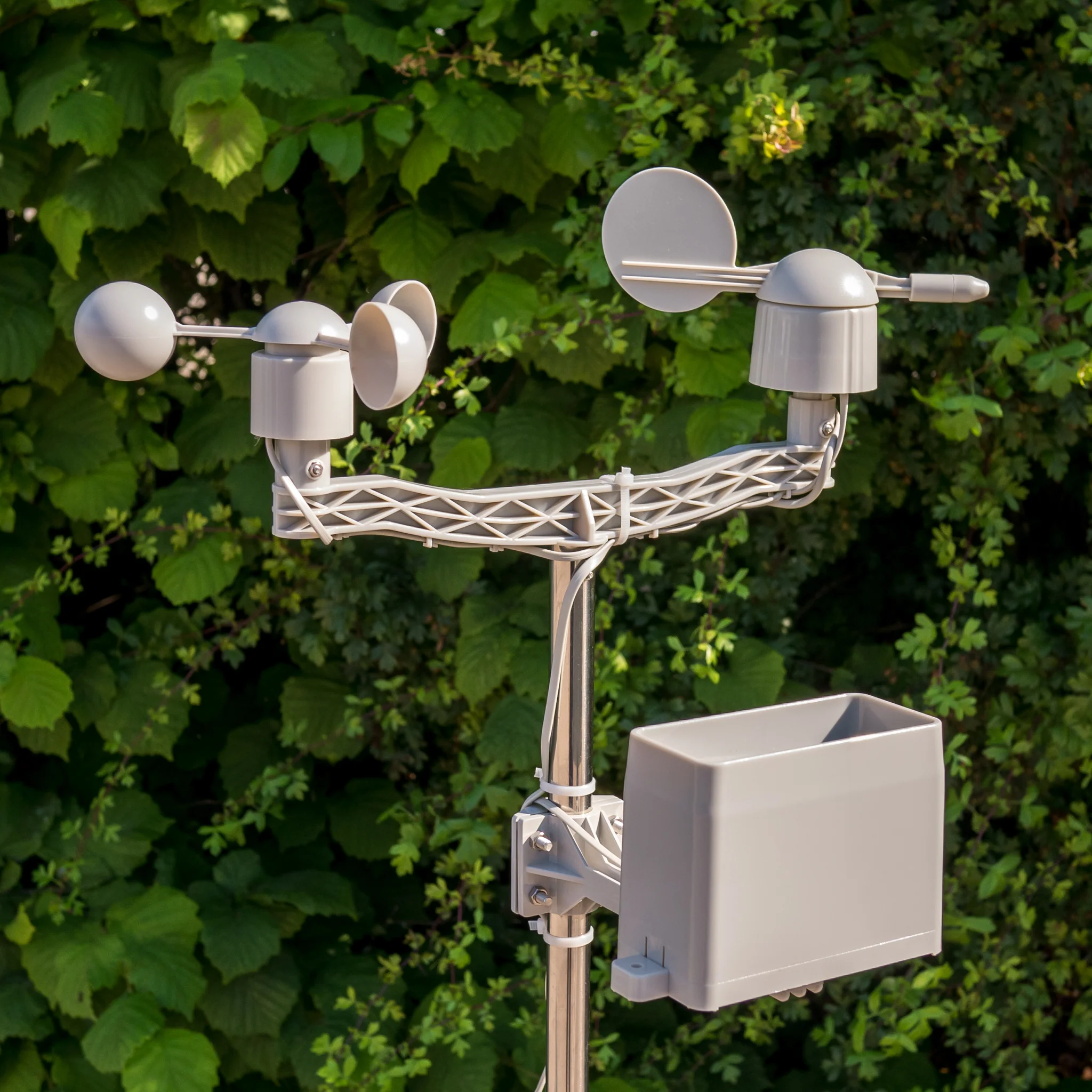 Wind and Rain Sensors for Weather Station (Wind Vane / Anemometer / Rain Gauge) - Image 3